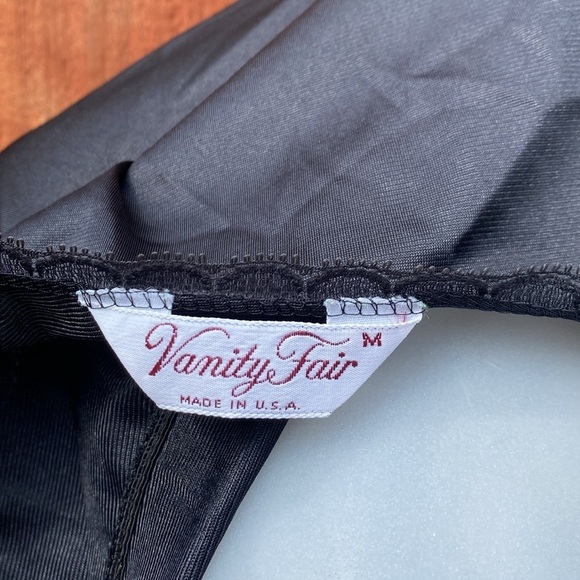 Vintage Vanity Fair Fairy Whimsy Goth Nightgown Size M Princess Magical - Picture 6 of 7